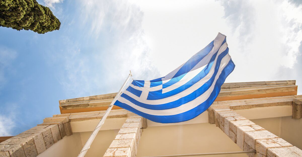Why Custom Food Packaging Matters for Your Greek Business